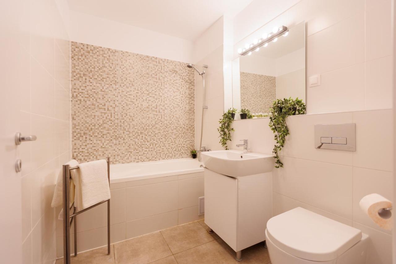 벌룬터리 Sweet Escape- 1Br In Pipera 아파트 외부 사진